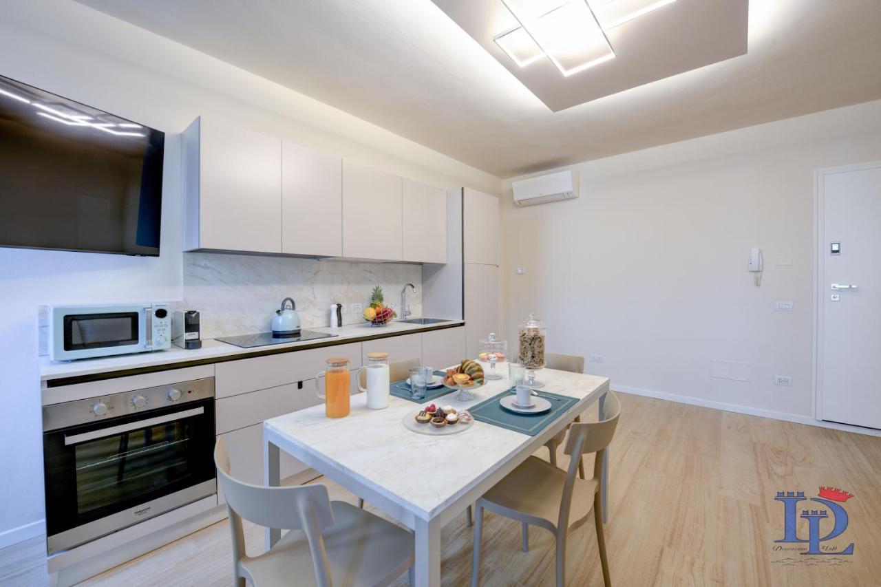 Desenzanoloft Official Partner Marriott Homes & Villas - Apa Dom Downtown Family Apartment Ντεζεντσάνο ντελ Γκάρντα Εξωτερικό φωτογραφία