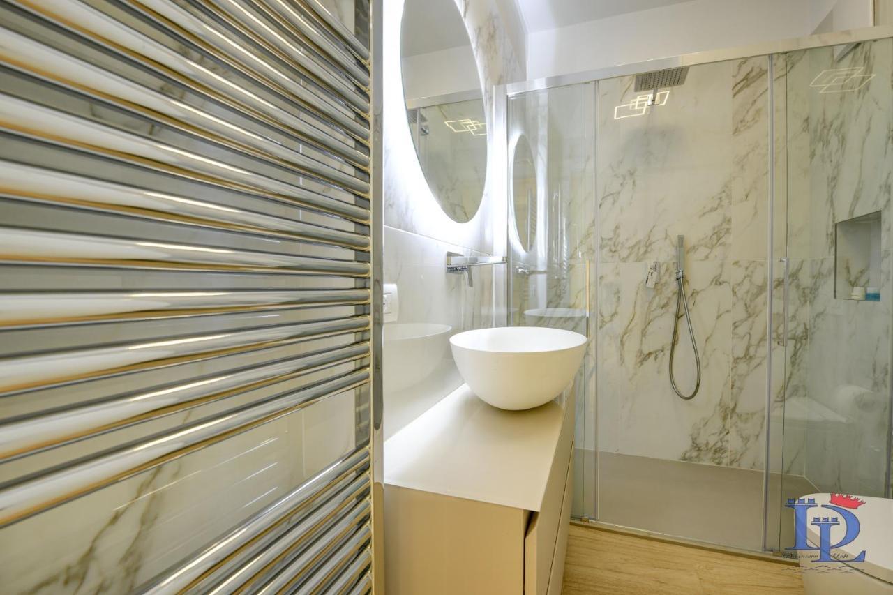 Desenzanoloft Official Partner Marriott Homes & Villas - Apa Dom Downtown Family Apartment Ντεζεντσάνο ντελ Γκάρντα Εξωτερικό φωτογραφία