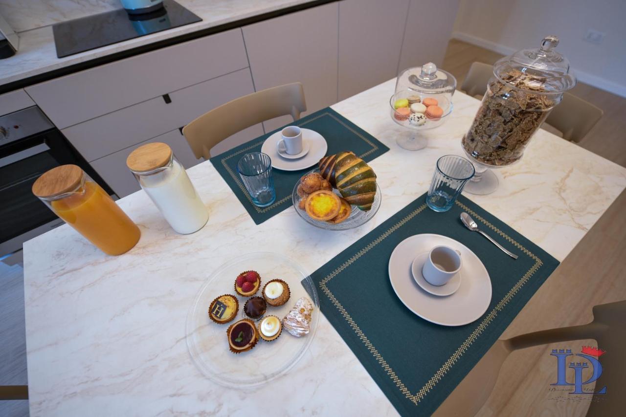 Desenzanoloft Official Partner Marriott Homes & Villas - Apa Dom Downtown Family Apartment Ντεζεντσάνο ντελ Γκάρντα Εξωτερικό φωτογραφία